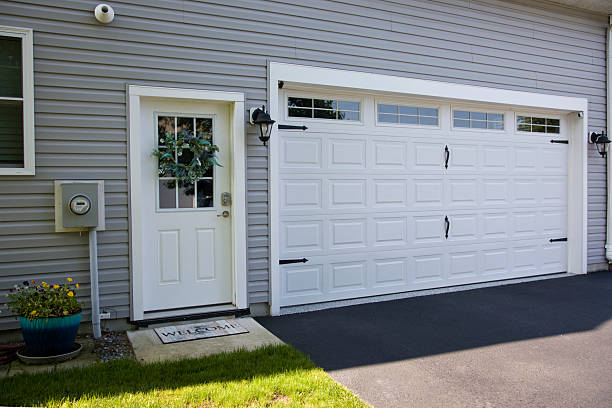 24/7 Emergency Garage Door Installation experts in Fayetteville, AR